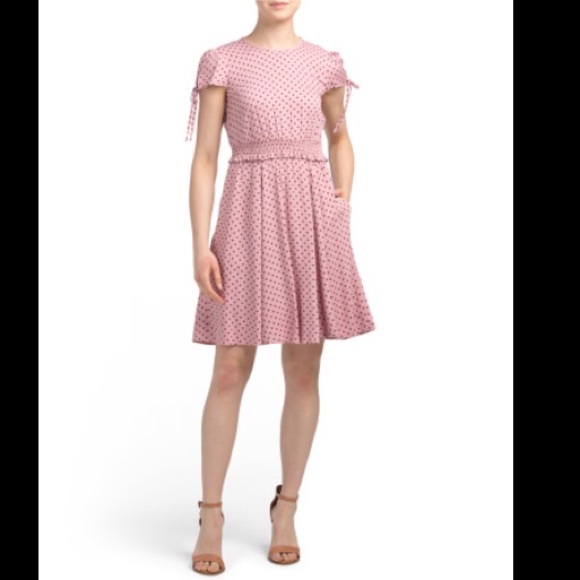 ❗️LASTCALL NWT Gal Meets Glam Corinne Dot Dress - Picture 4 of 14